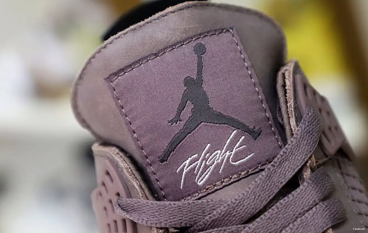 AIR JORDAN AM 4 0325